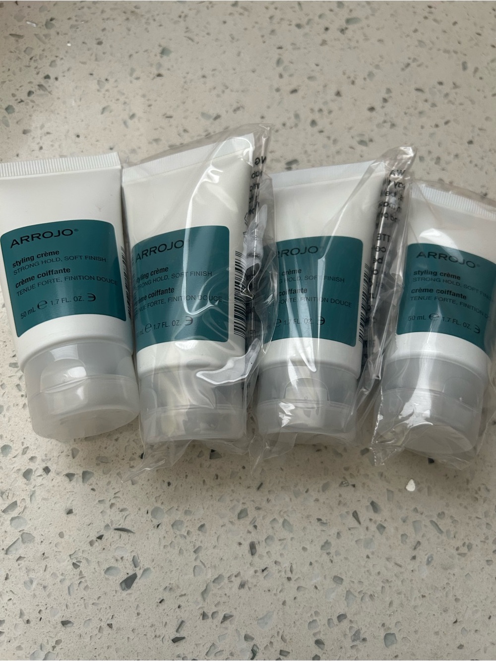 Arrojo Styling Crème - Soft Finish Hair Cream (White with Teal Label)